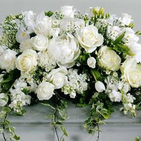 fwthumbCASKET SPRAY WHITE.jpg